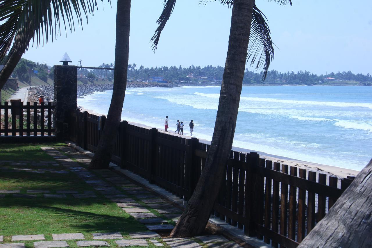 Love Birds Beach Hotel Matara Exterior photo