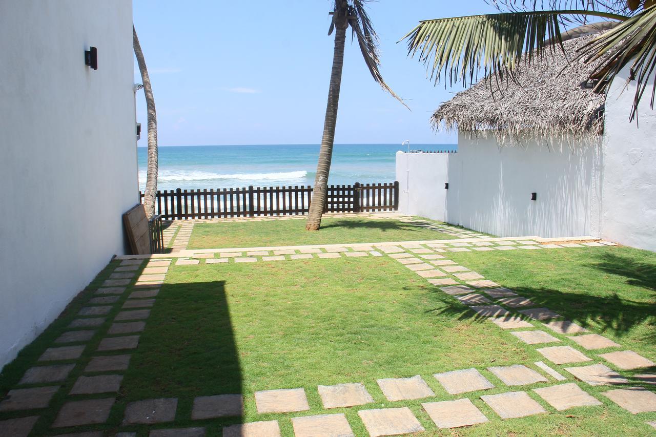 Love Birds Beach Hotel Matara Exterior photo
