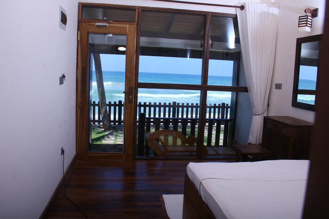 Love Birds Beach Hotel Matara Exterior photo